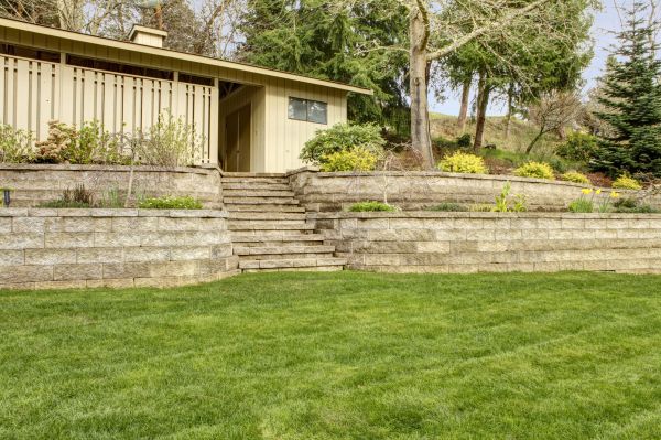 Retaining Wall Construction in Cuyahoga Falls