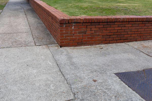 Brick Retaining Wall Repair in Cuyahoga Falls